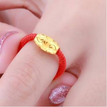 女士黄金戒指有什么讲究,珠宝戒指佩戴的讲究