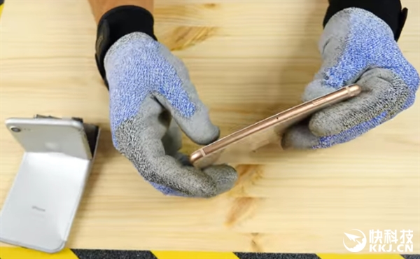 iphone8极限耐用度测试,iphone8按压反馈好厉害