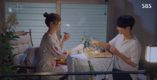 抛开狂撒鸡汤的烂俗剧情,没想到这部剧还有隐藏的看点