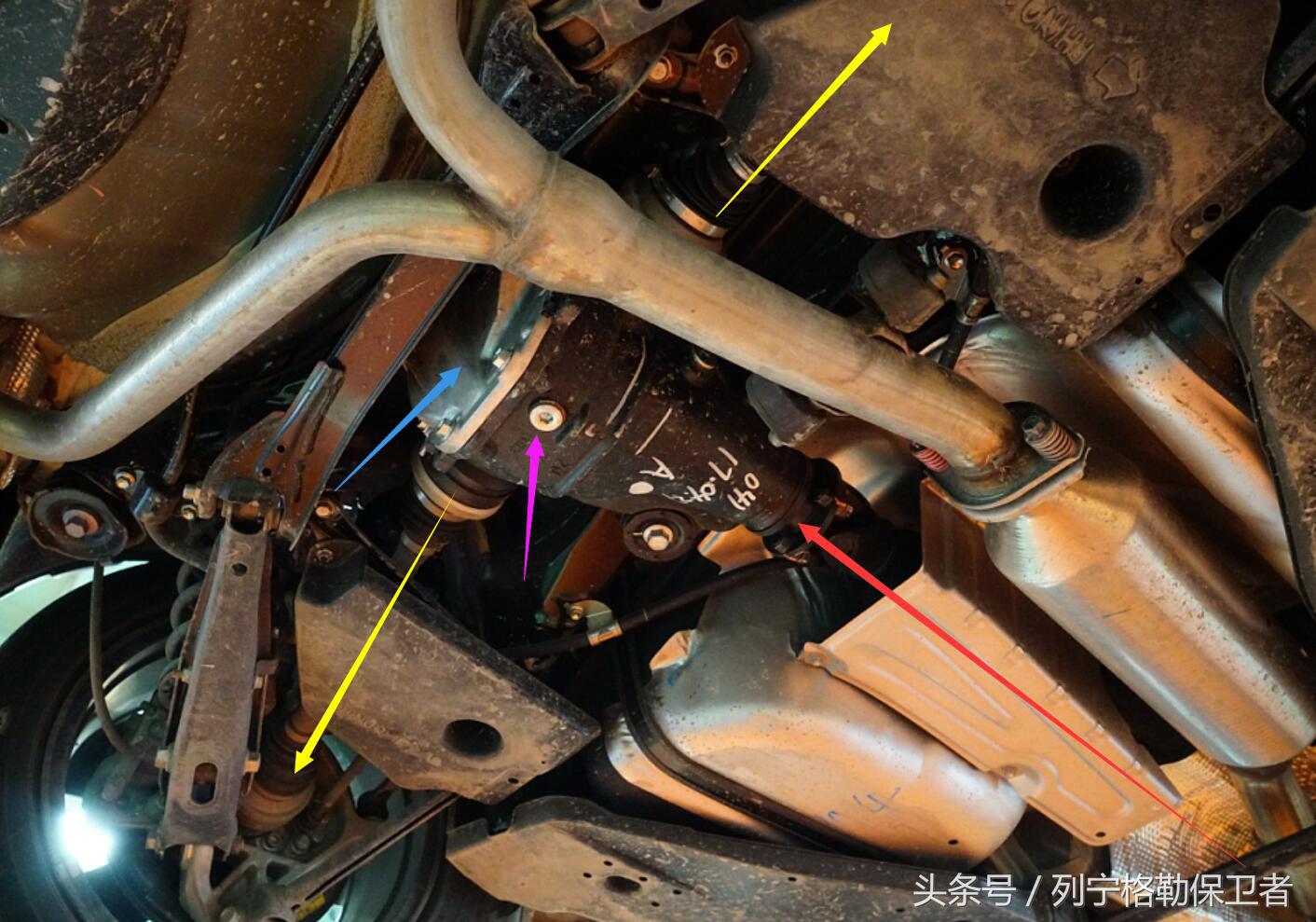 皇冠14代精英版试驾视频测评,14代皇冠车主用车评论