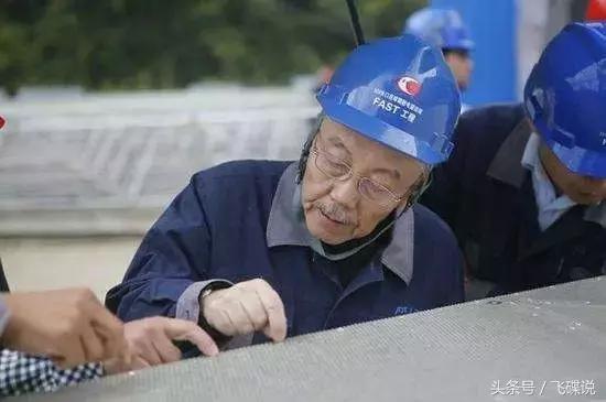 只看戏子，不问将军，这样的社会挺好