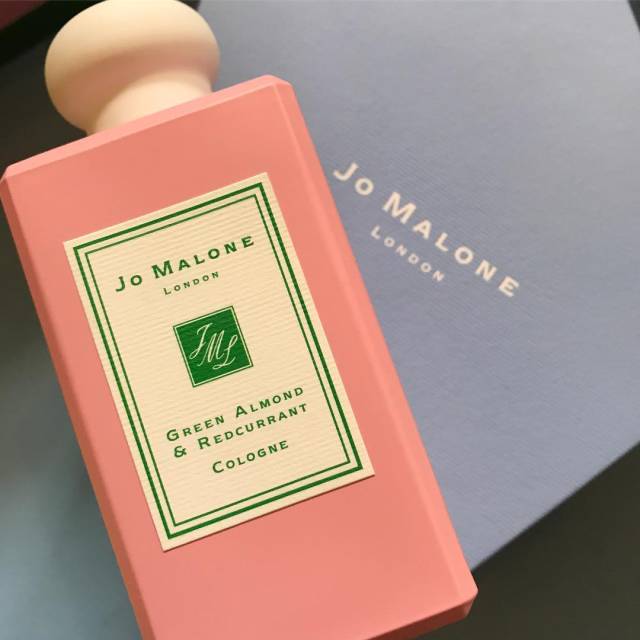 哪个牌子的圣诞限量款好,各个品牌的圣诞限定翻车