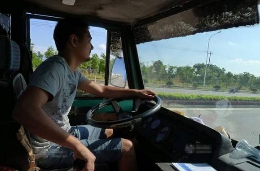 老司机：搞货运，再这样下去就得“吃土”了