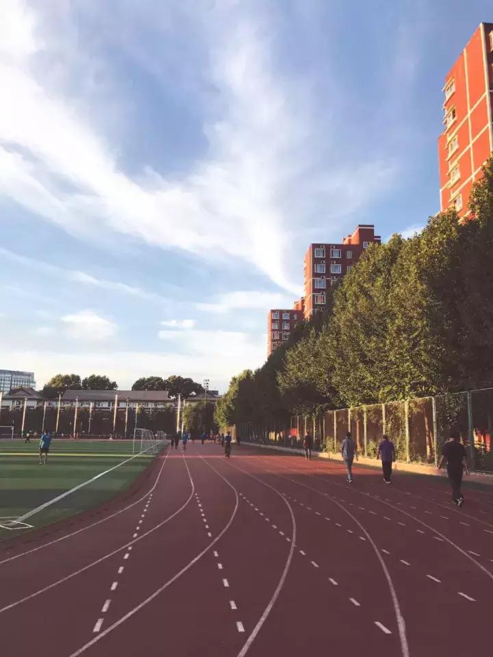 六次定格，带你探寻师大日起日落的故事