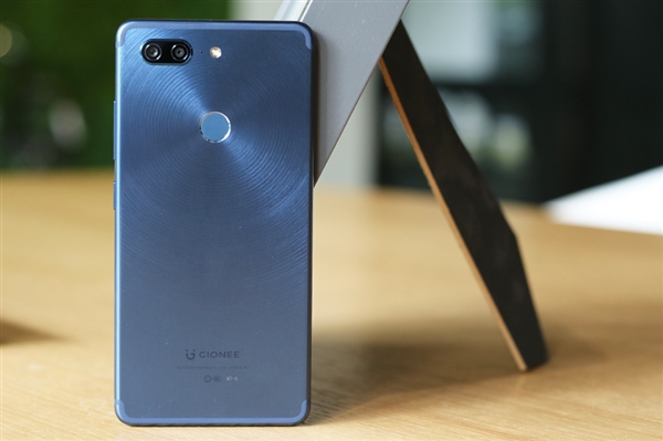 金立m7安全功能,安全双芯片超清全面屏