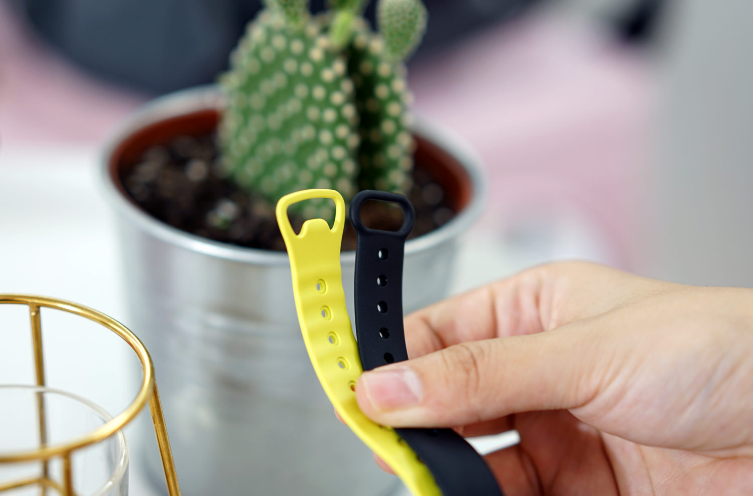 小米手环2和荣耀手环3哪个好,荣耀畅玩a2手环跟小米3手环哪个好