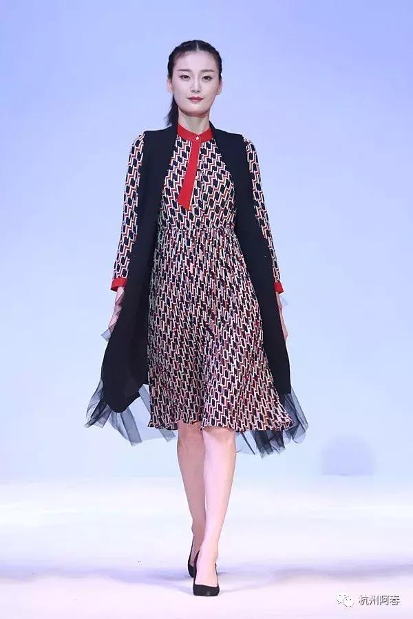 渝派精品服装,渝派系列服装