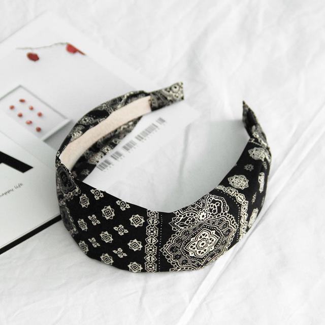 刘海怎么用发箍,带细发箍如何处理刘海教程