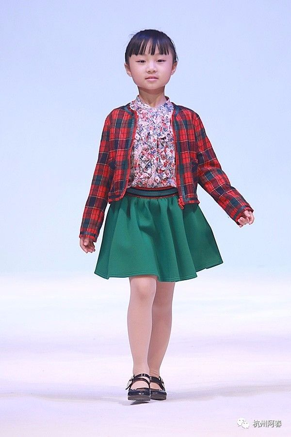 渝派精品服装,渝派系列服装