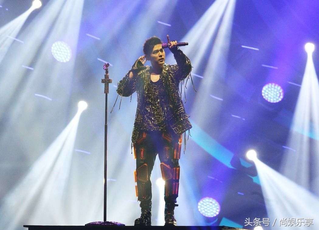 周杰伦2016年地表最强低调组合,早期周杰伦上综艺