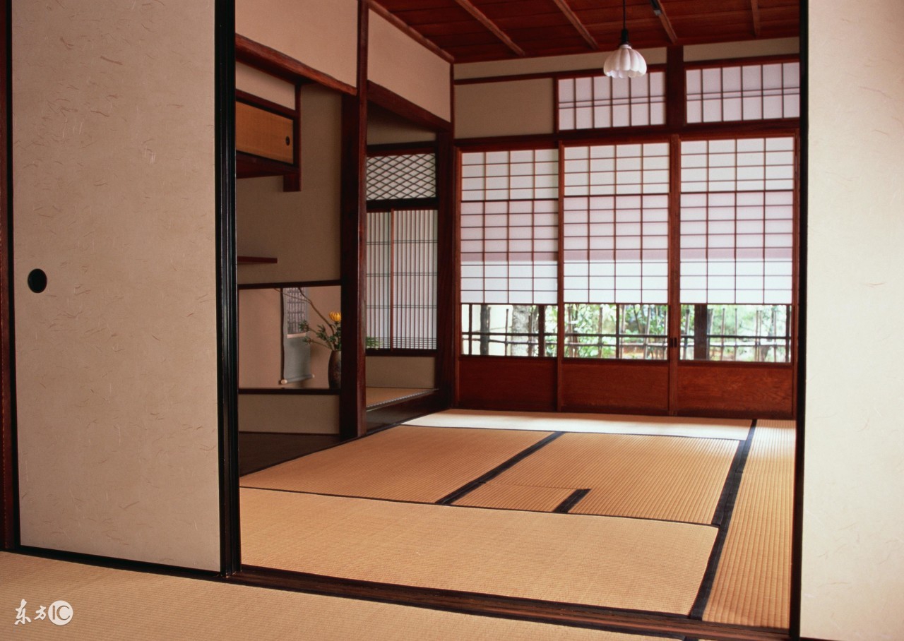 现在房价越来越贵了，房子买小了怎么办？怎么装扮家里更加宽敞