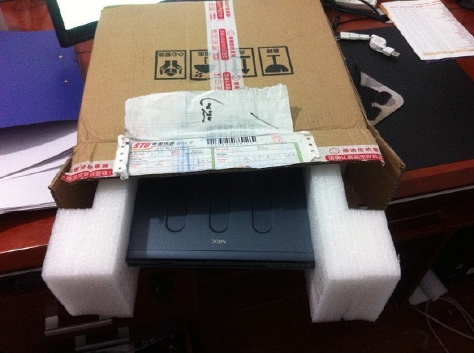 苹果一个商标贵的却是千言万语，然而实际却坑“虚荣心”