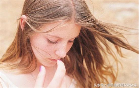 做了烤瓷牙还能换活动义齿吗,做了烤瓷牙还能戴矫正牙套吗