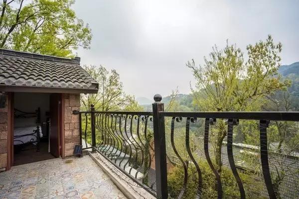 杭州市区民宿推荐性价比高的,杭州西湖的民宿200多一晚