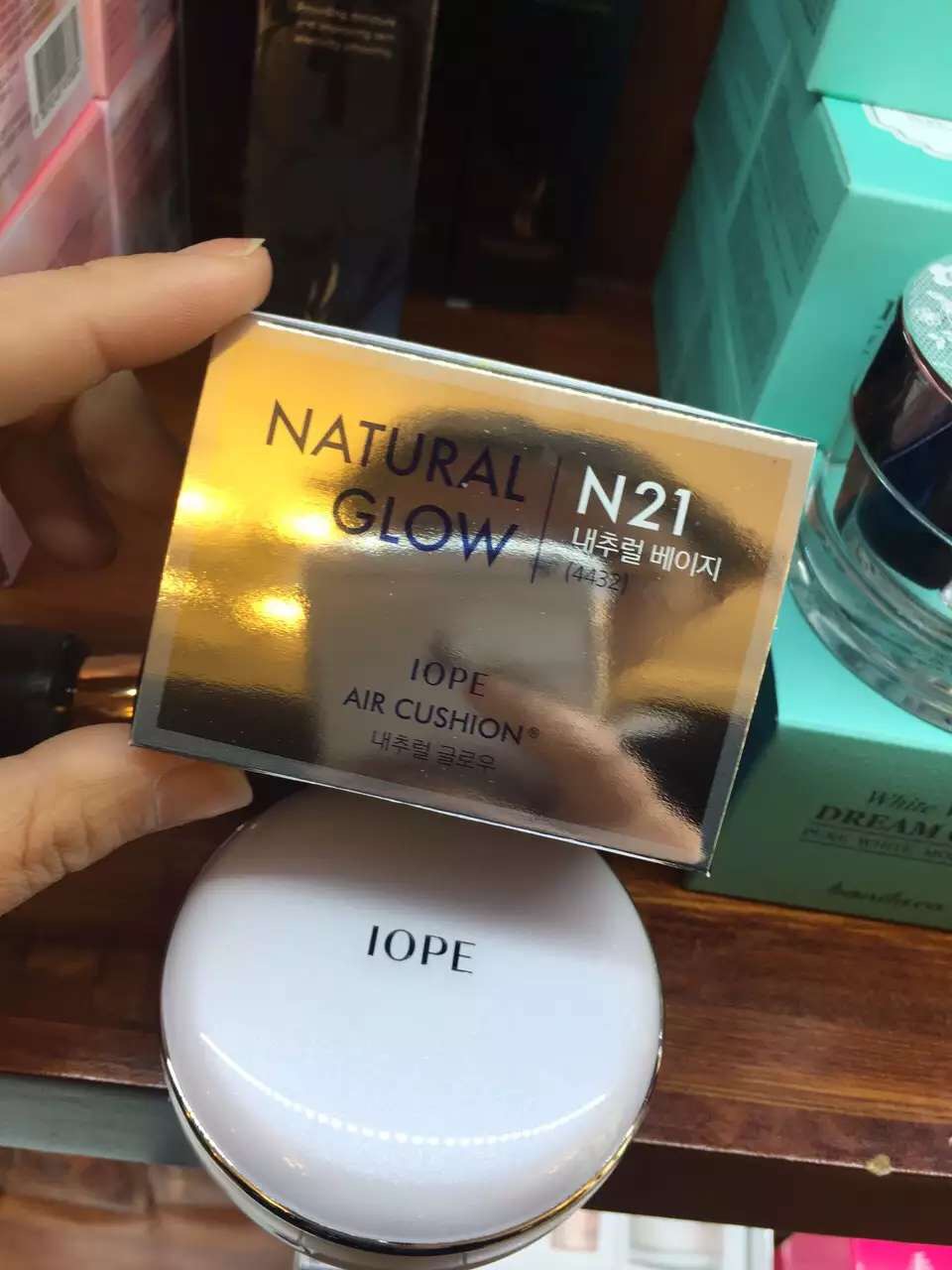 气垫用好要用定妆粉吗,气垫用好还需要用什么