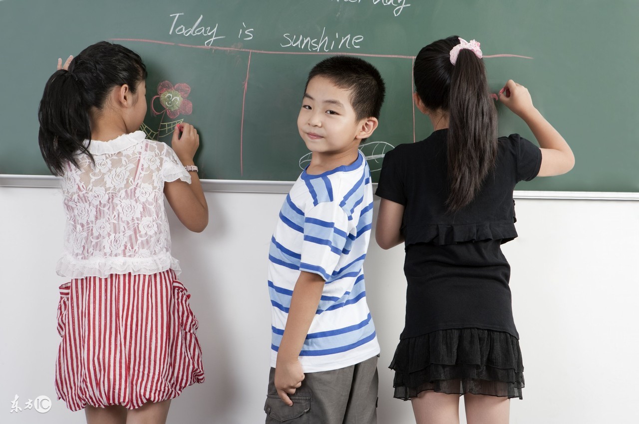 一年级孩子坐不住不听课怎么办,一年级小孩子坐不住不专心