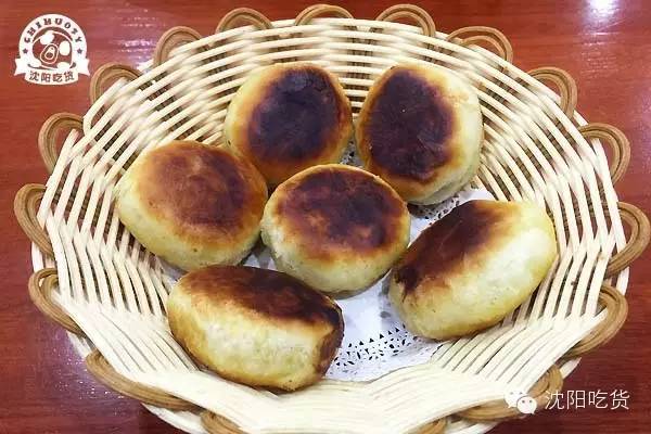 粘火勺热乎乎吃出幸福感,1.5元带来的快乐