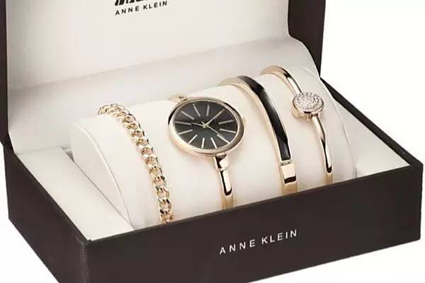 被抢到全网断货的面霜,被博主卖断货