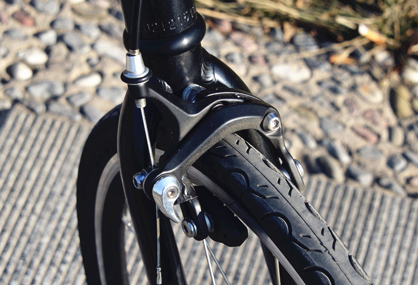 雅迪电动自行车怎么骑新手教程,菜鸟新手自行车骑行推荐