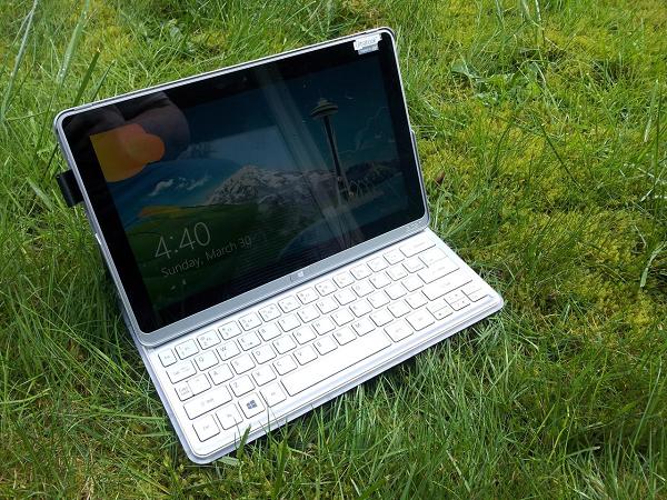 2016年的联想超极本,2015年神舟超级本