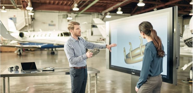 微软84英寸的平板电脑Surface Hub 有人随身带吗?