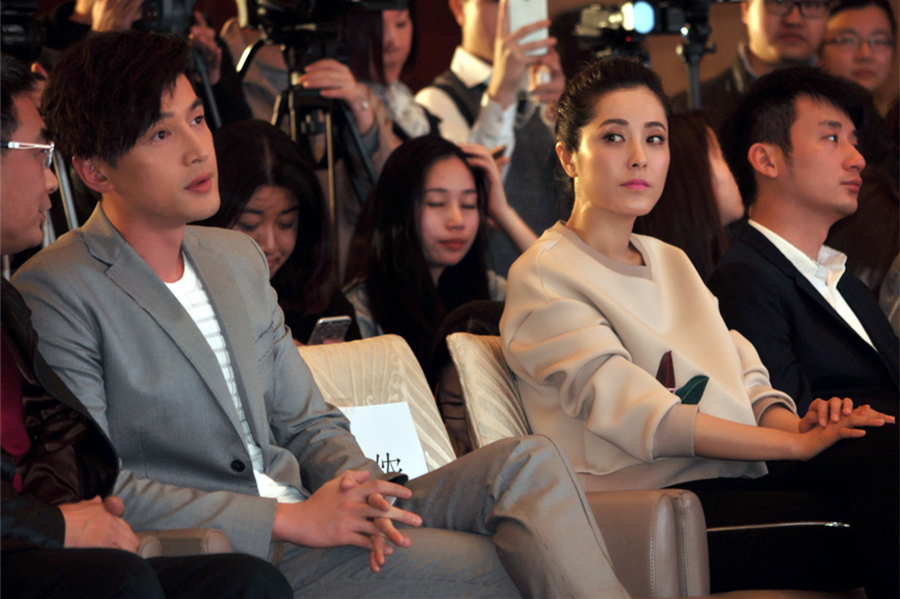 旋风十一人胡歌曾黎打电话,旋风十一人胡歌与曾黎相亲