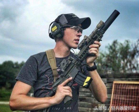 fire椋炶灏勫嚮娓告垙,fire鎴樻湳娑¤疆