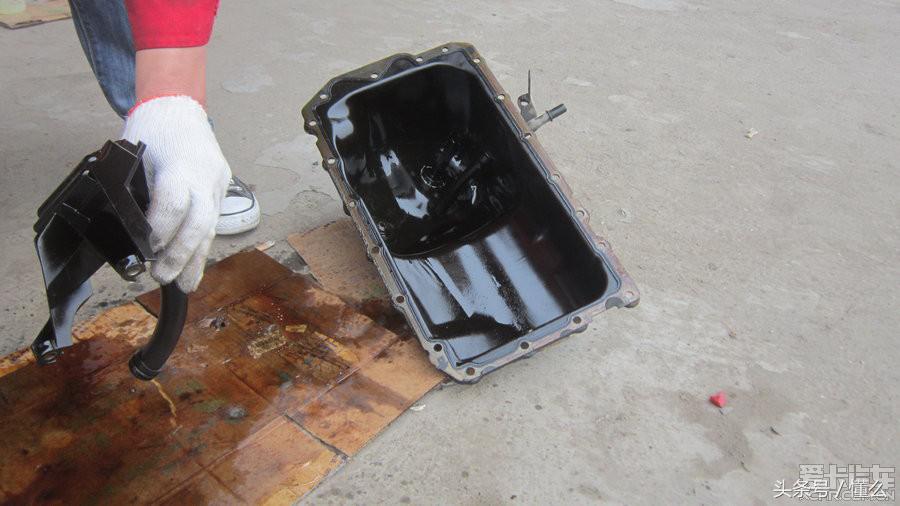 宝马320li发动机烧机油怎么修,宝马320i烧机油最佳解决方案