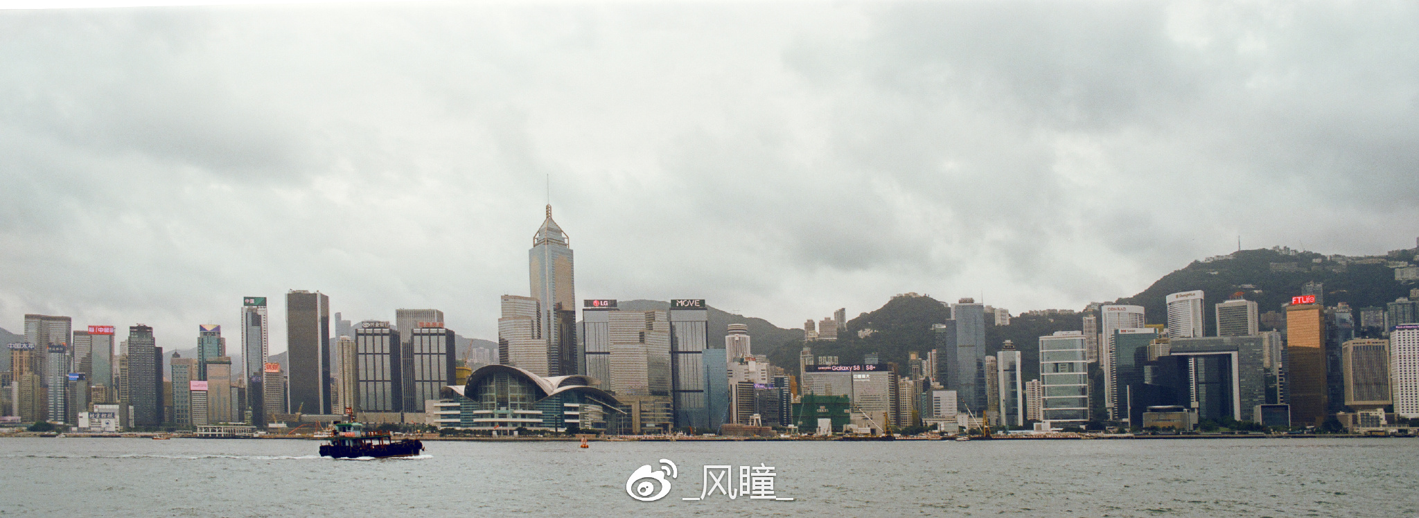 宾得67镜头在全幅上的表现,自带200mm镜头的数码相机