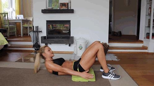 川字马甲线与胖马甲线,川字马甲线训练动作让川字更明显