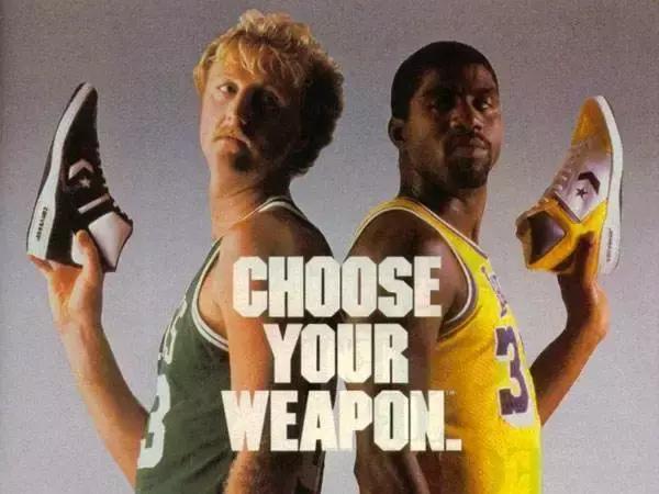 我的天,匡威居然把球衣裁开做了鞋面!