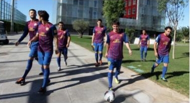 我为羽毛球代言,我为足球代言手抄报