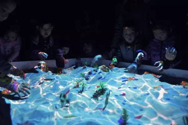 一大波的好消息袭来,一大波的好消息蜂拥而至