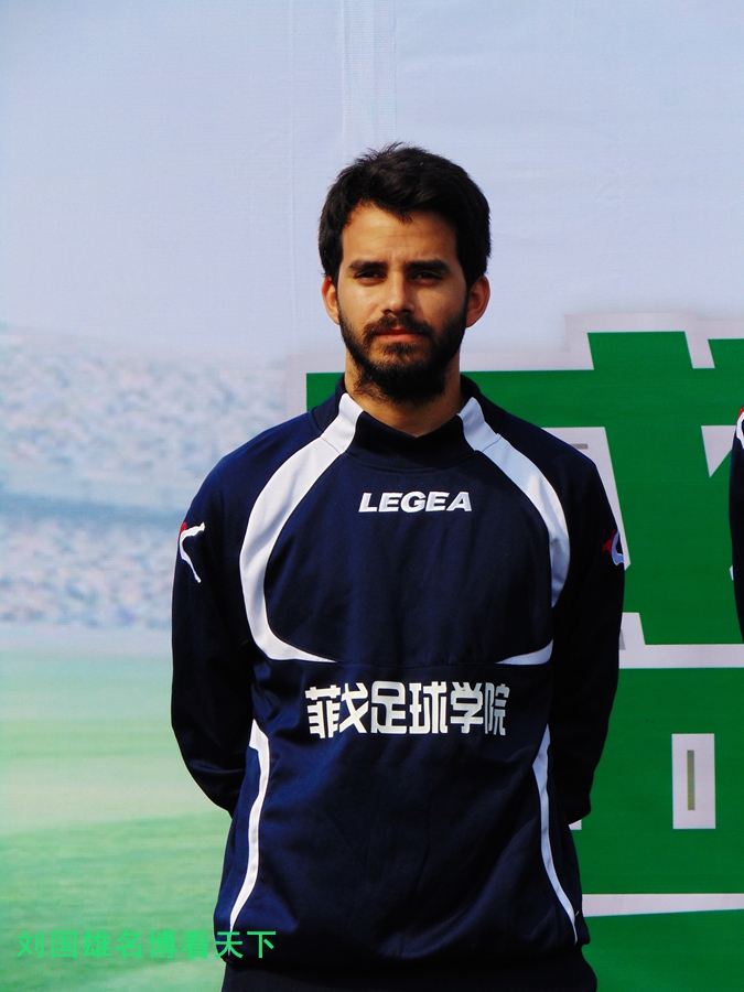 菲戈足球培训,菲戈和c罗训练照