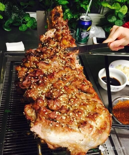 来成都必体验的一家烤肉店,成都平价味道好环境好的烤肉店