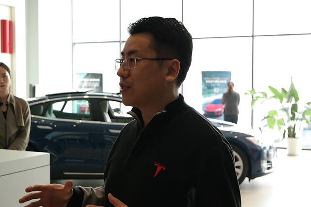 特斯拉modely自动驾驶试驾视频,试驾特斯拉models高性能版车重