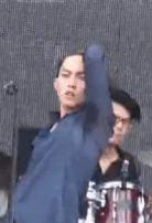 金毛狮王怎么打理,金毛狮王头发打理