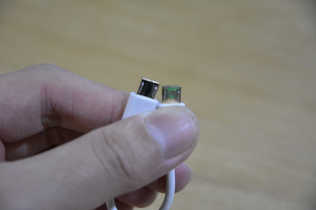 巴掌大的电脑主机,能玩英雄联盟—Sparo迷你主机测评