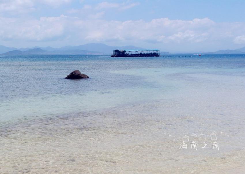 穿过云海后的美景,穿过云海看美景