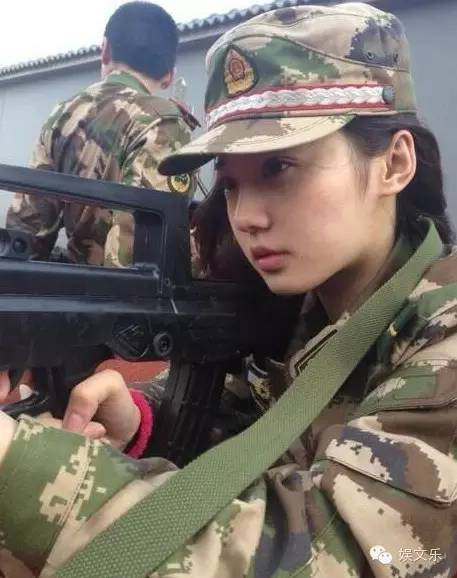 李易峰TFBOYS吴磊杨洋井柏然的前任和未来老婆原来长这样