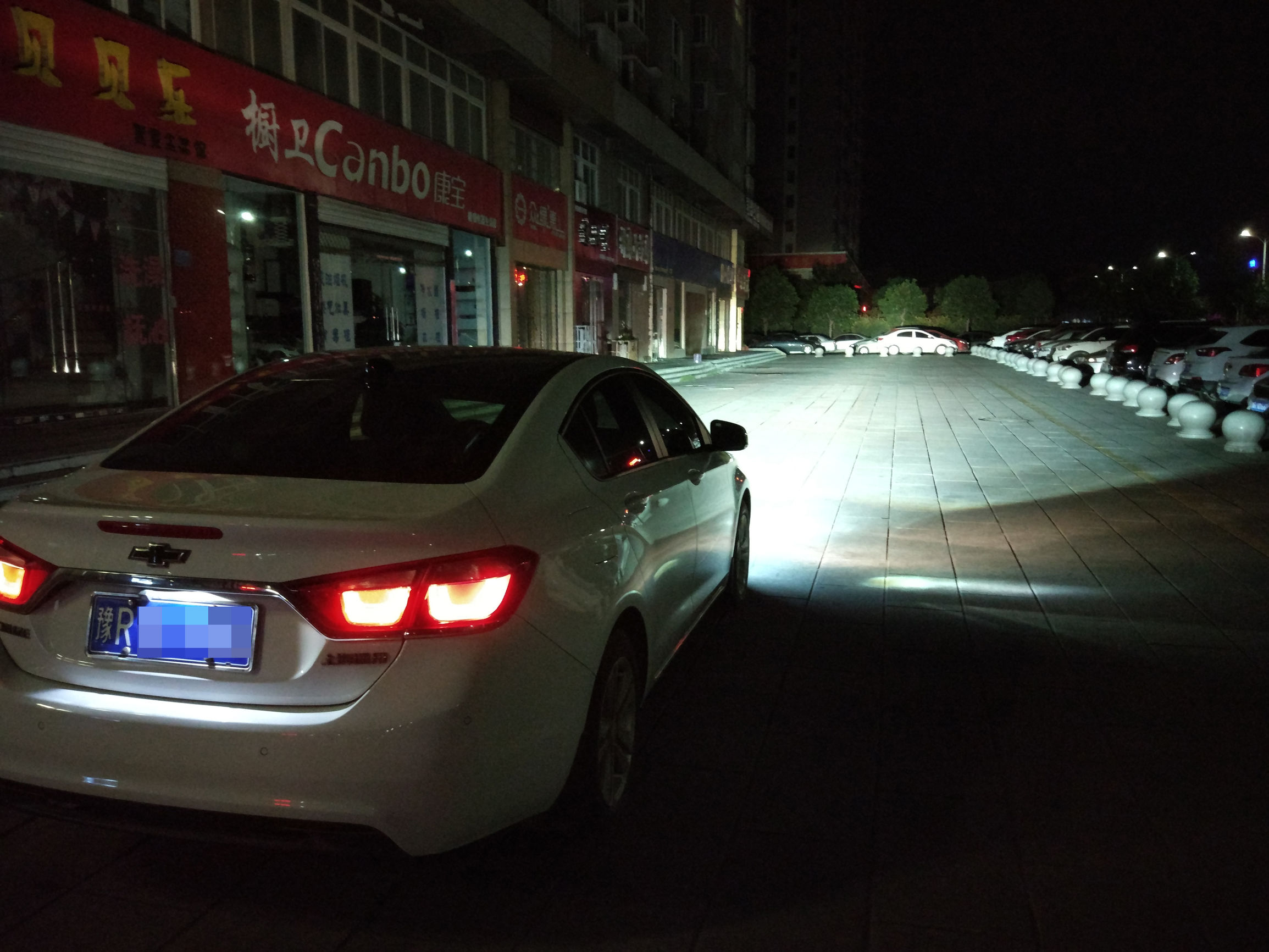 经典科鲁兹改灯怎么开灯快,科鲁兹改装大灯突然不亮了