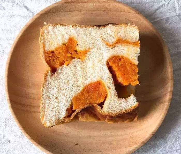 大连经典味道面包店有几个店,正宗大连值得吃的面包