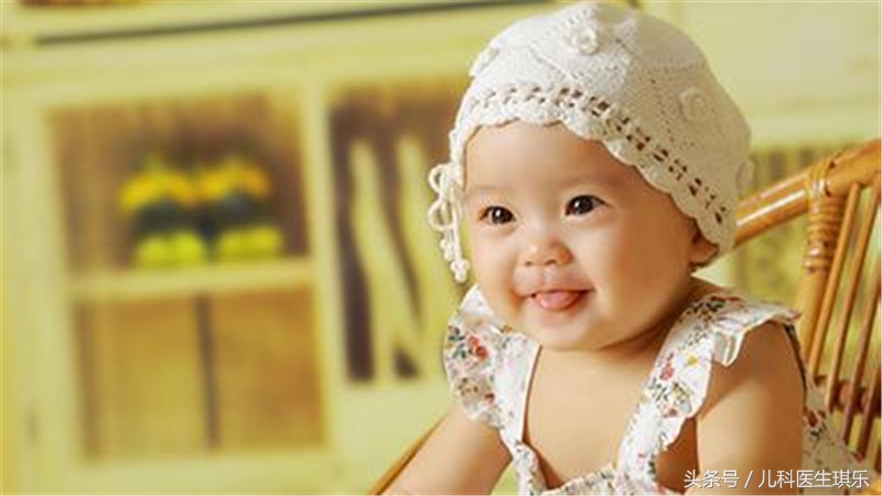 宝宝肛口有小疙瘩怎么回事,娃肛门长了小疙瘩怎么治疗