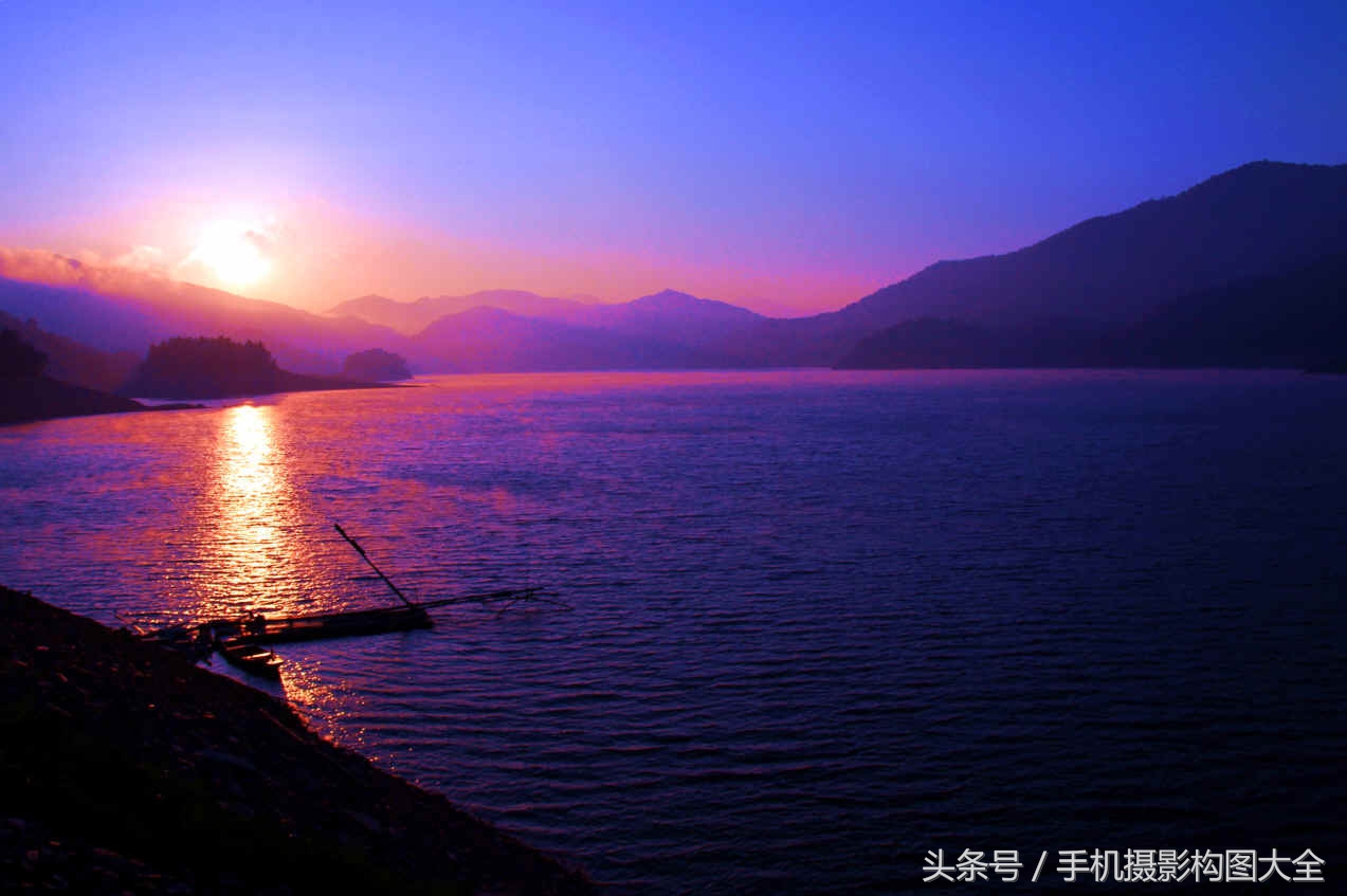 三分线构图与黄金构图区别,16种构图法怎么拍