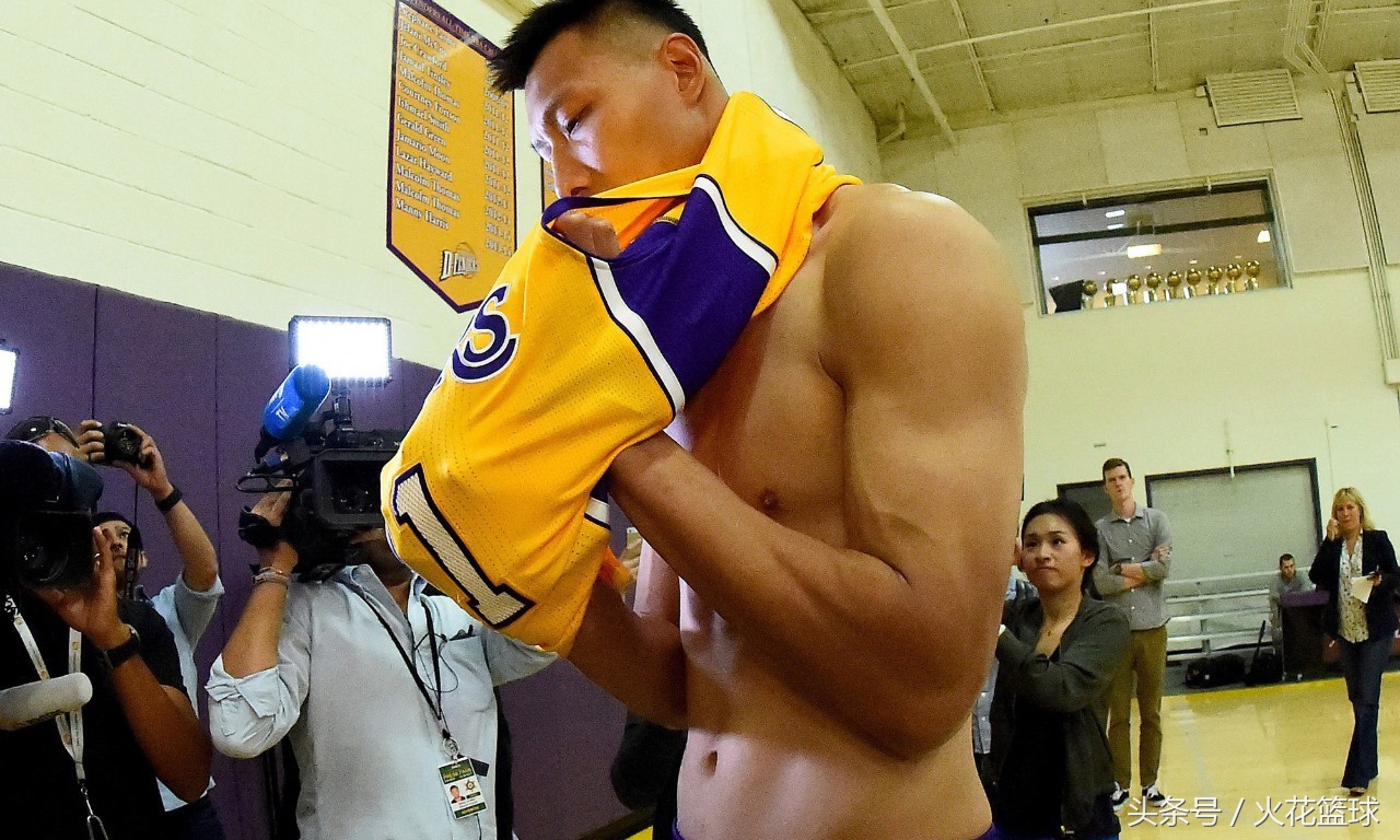 刘翔十大最佳运动员,中国体坛十大影响力的人刘翔