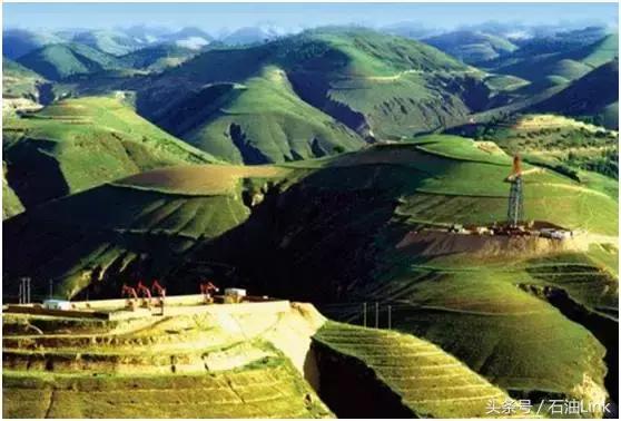 西北油田油气储量,坐拥250亿吨油气储量