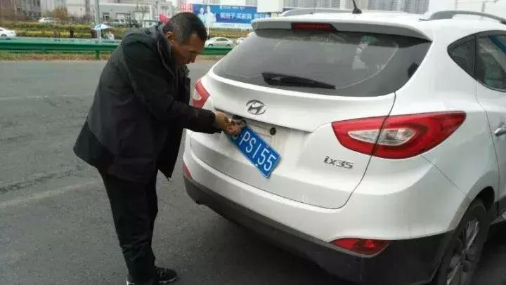 白山市交通违章查询,交警曝光一起无证驾驶违法案例