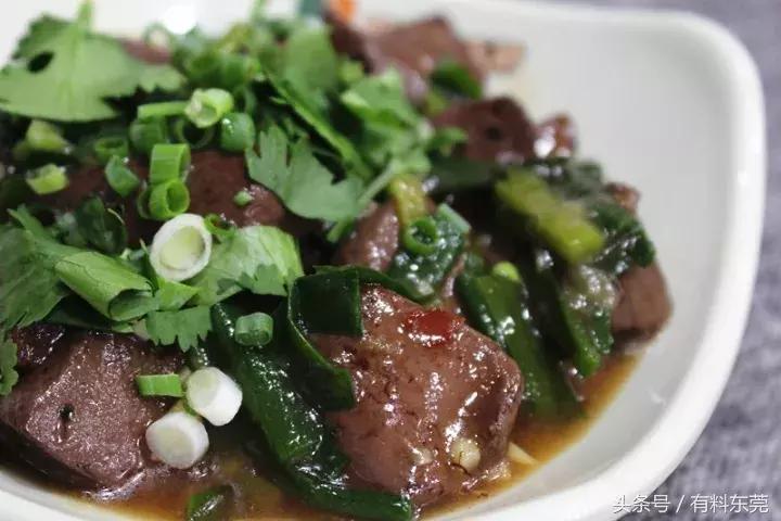 一周七天不重样！这家店，一下子解决了万江人的三大问题