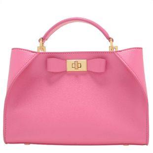 初入职场买什么品牌包,初入职场的新人如何选择包包