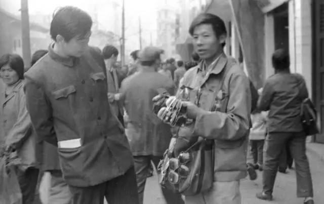 照片上的你们过得还好吗,照片中的你现在还好吗